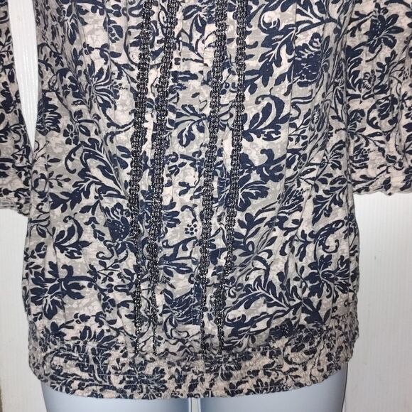 Lucky Brand navy and gray boho peasant  top Sz S - Picture 2 of 7